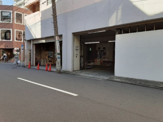従業員入口